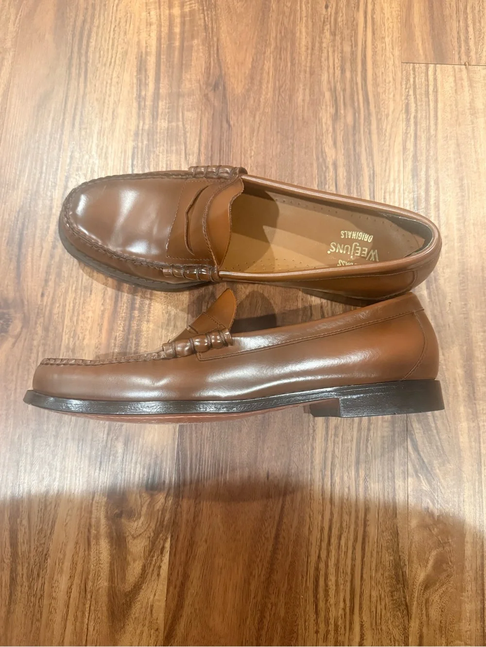 Classic Mens Size 10 D Honey Brown Larson Penny Loafers GH Bass Weejuns